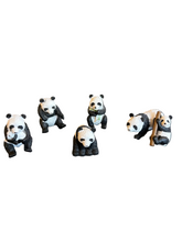 Load image into Gallery viewer, Second-hand panda miniature made by Safari