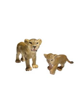 Load image into Gallery viewer, Lioness and cub