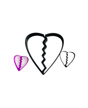 Load image into Gallery viewer, Broken heart