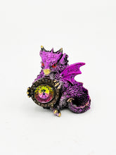 Load image into Gallery viewer, Dragon holding gem