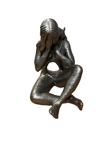 Woman with empty belly and baby angel on shoulder