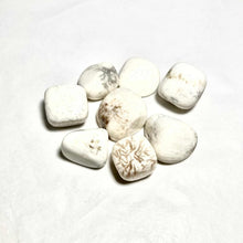 Load image into Gallery viewer, Scolecite Tumbled Stone