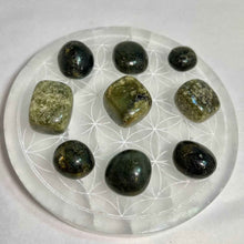 Load image into Gallery viewer, Labradorite Tumbled Pocket Stone